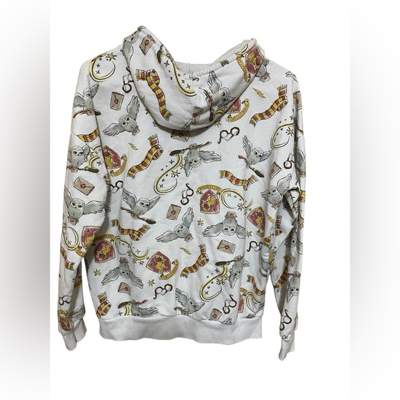 Harry Potter Size Medium Sweatshirt Hoodie. - Picture 2 of 8